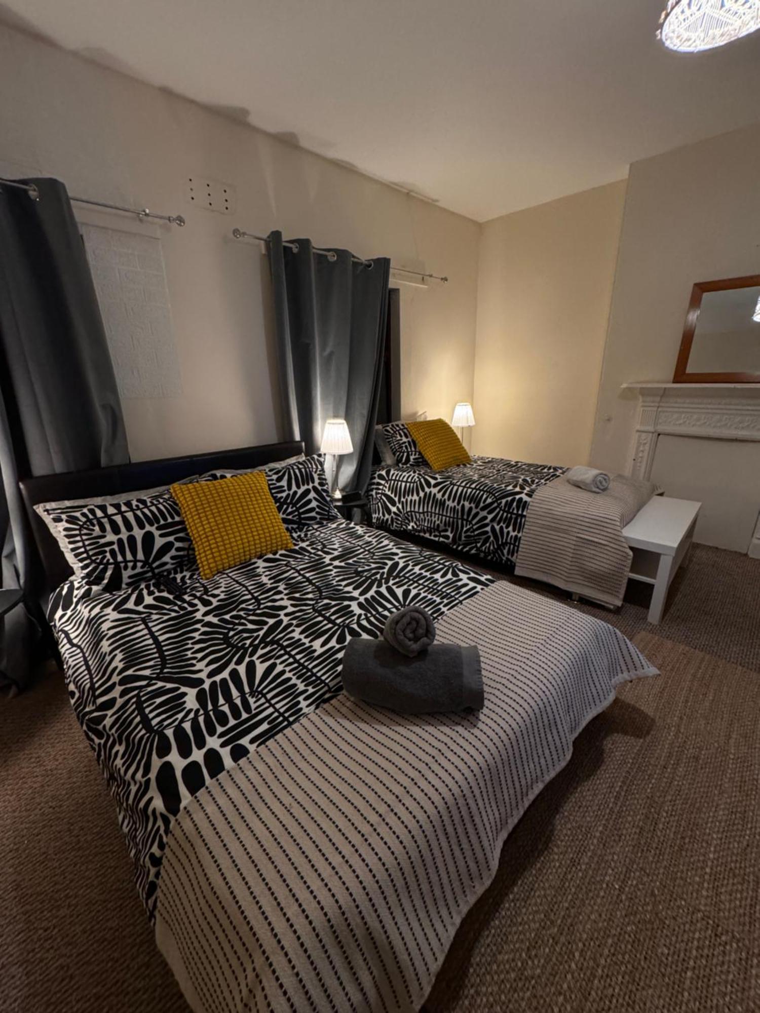 House In Antrim Road Hotel เบลฟาสต์ ภายนอก รูปภาพ